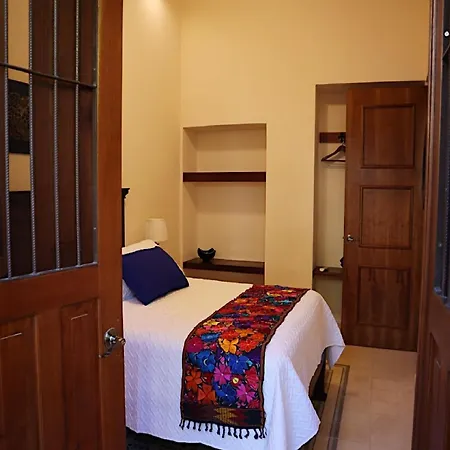 Hotel&Hostal Boutique Casa Garza-3